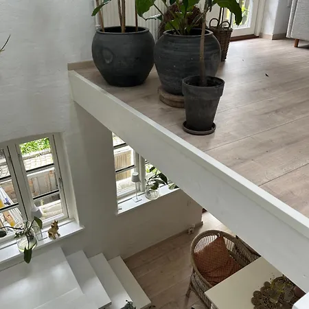Vidunderligt Hus Med Gardhave - Midt I Centrum Brettevillesgade 16 A Апартаменты
